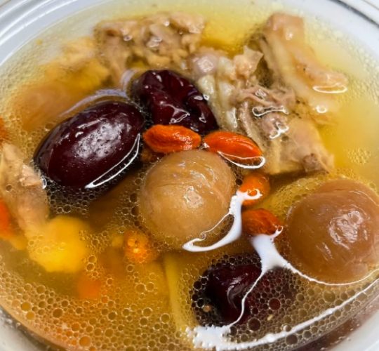 杞子紅棗烏雞湯 做法 杞子紅棗烏雞湯 做法