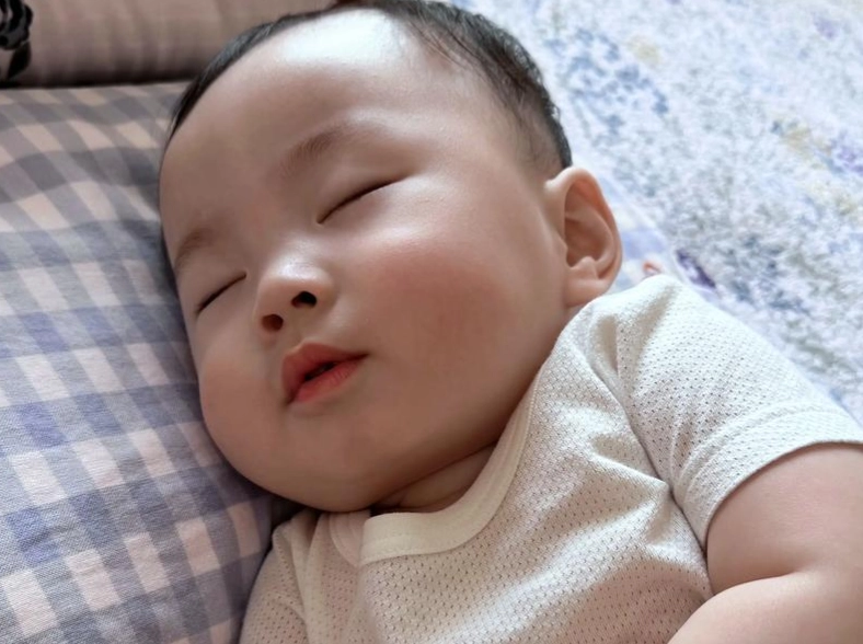 嬰兒作息時間表 嬰兒作息時間表